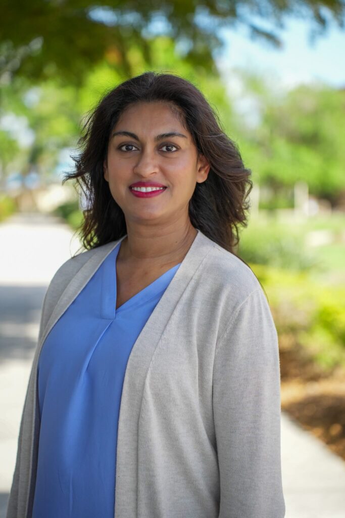 #scfproud-alumna-and-veterinarian-thalia-bozeman