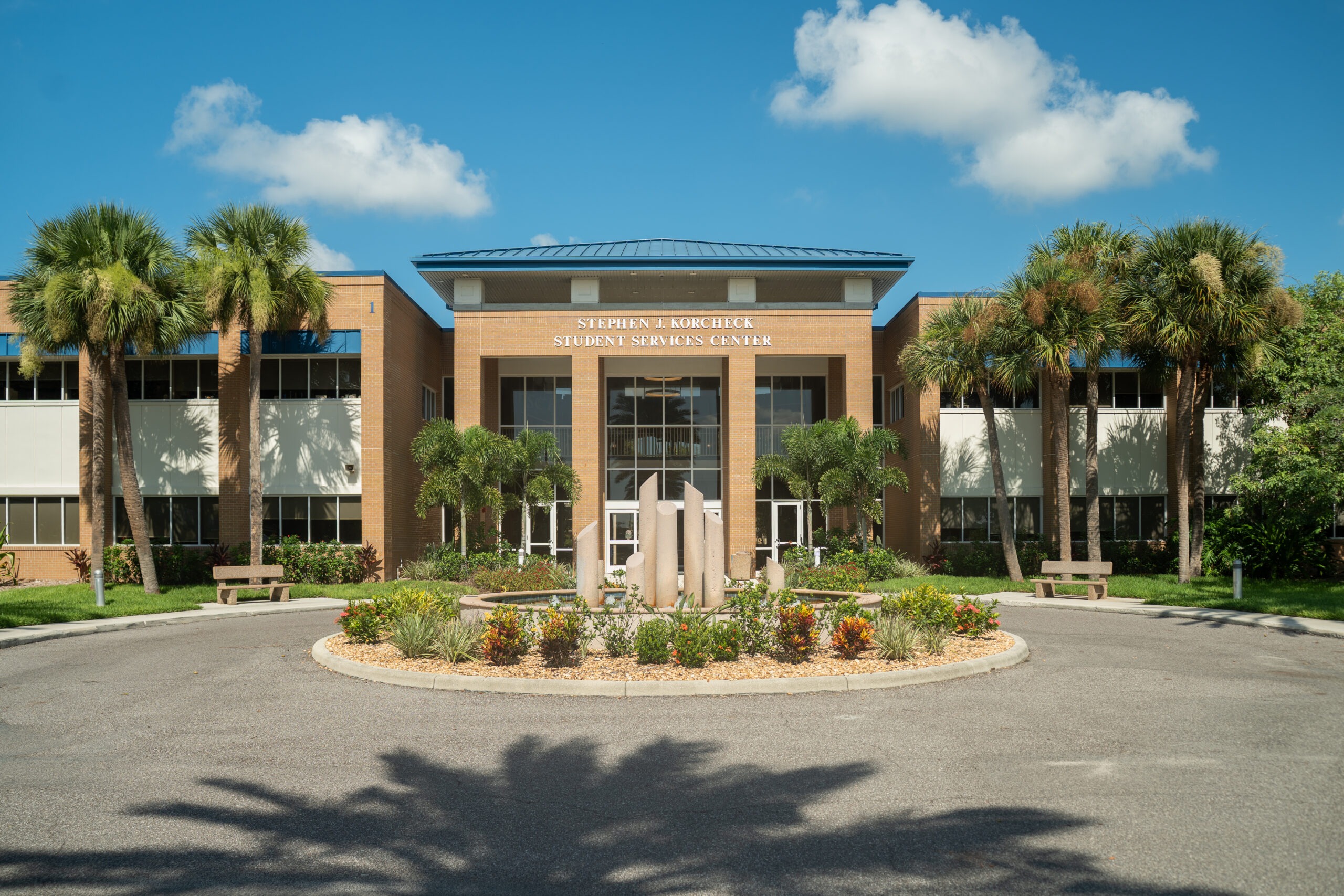 Bldg. 1 – Stephen J. Korcheck Student Services Center at SCF Bradenton.