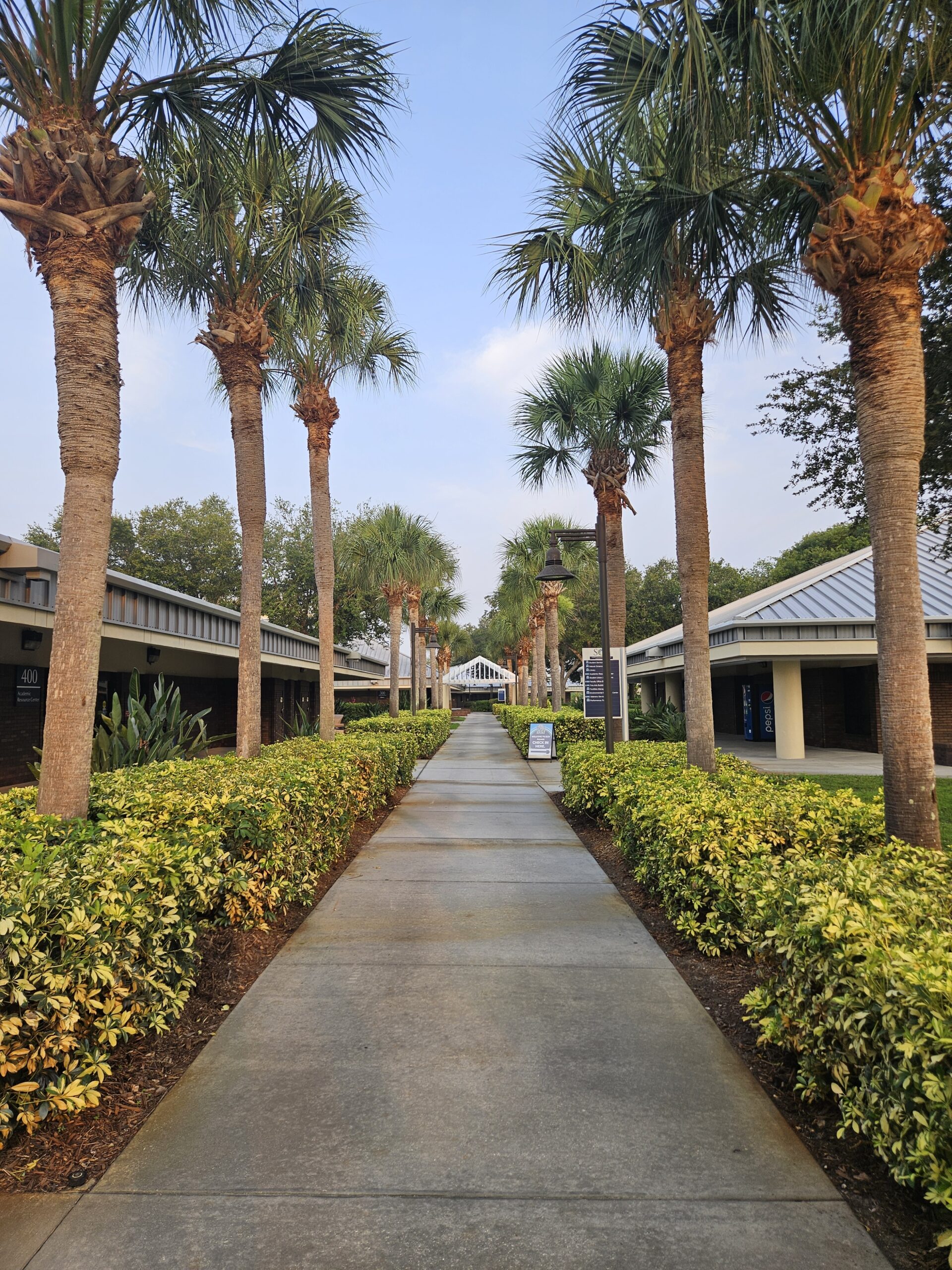 Bldg. 400 – Tutoring and Academic Resource Center at SCF Venice